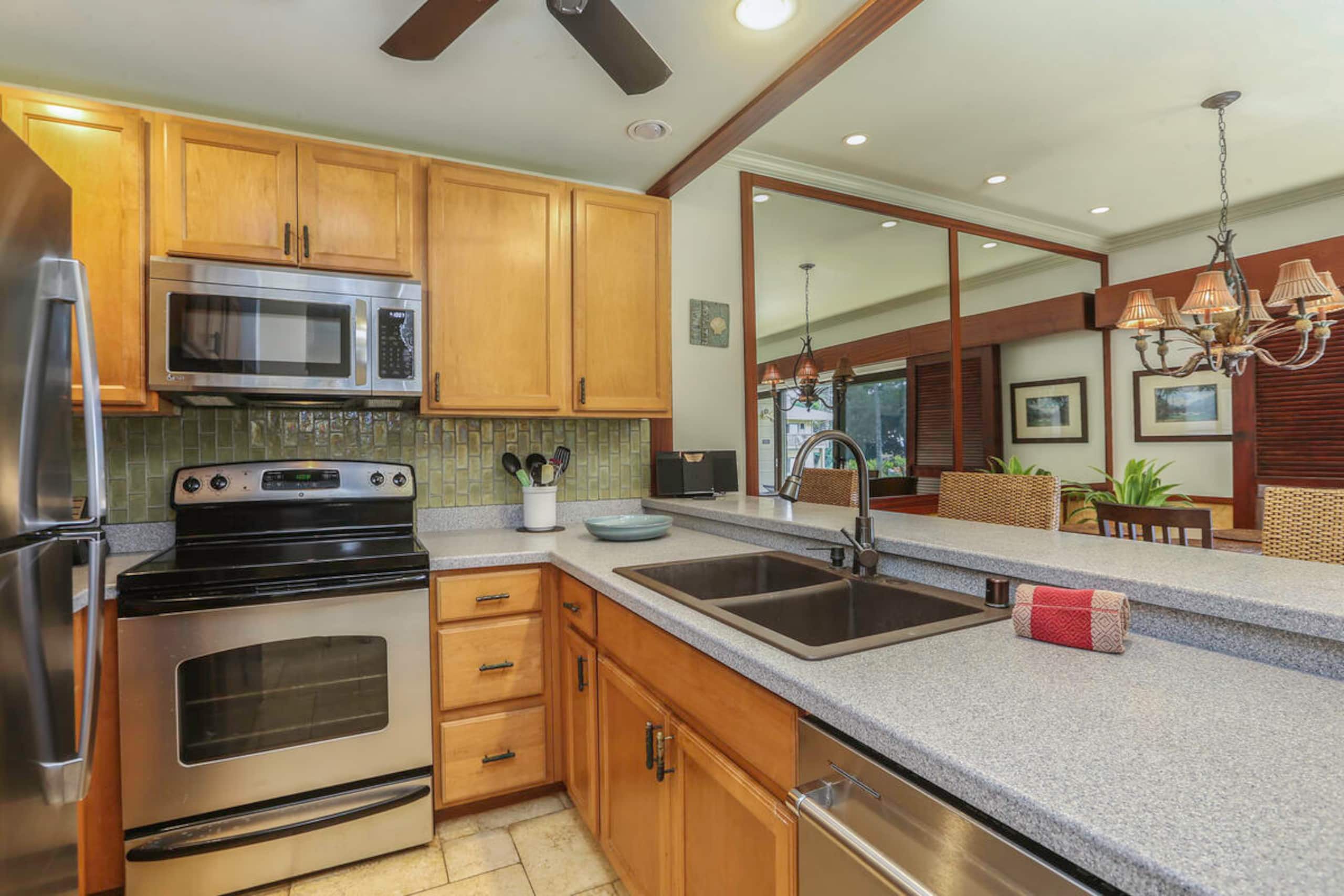 Kaha Lani 109, Ocean View, Walk to Beach - Photo 17