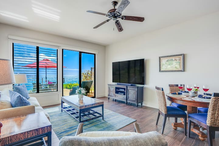2BR oceanfront condo with pool & lanai