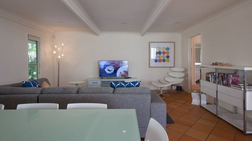 Belmore Terrace Perfect Pad 100 metres to beach gallery image 5