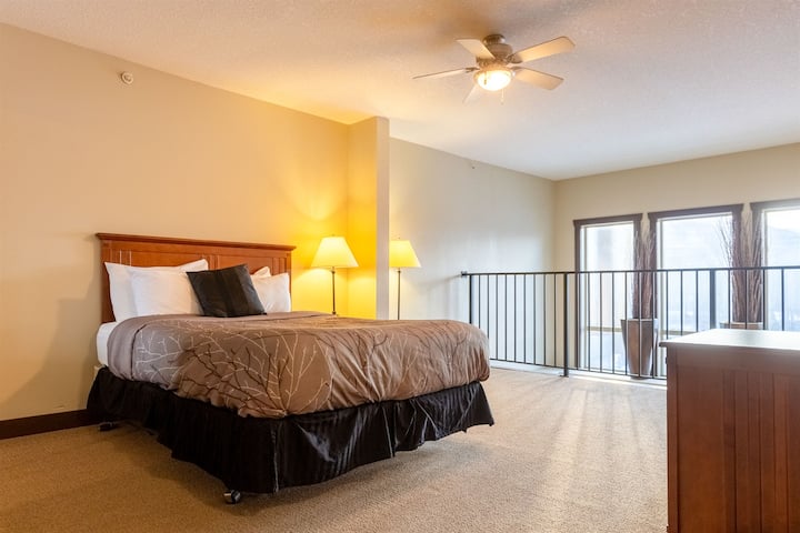 Двойно легло в лофт