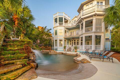 Large Luxury Home with Pool!
