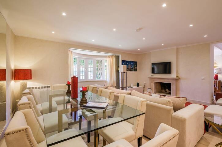 Seafront Beach Villa – Unit 1 by Portugal Portfoli gallery image 3