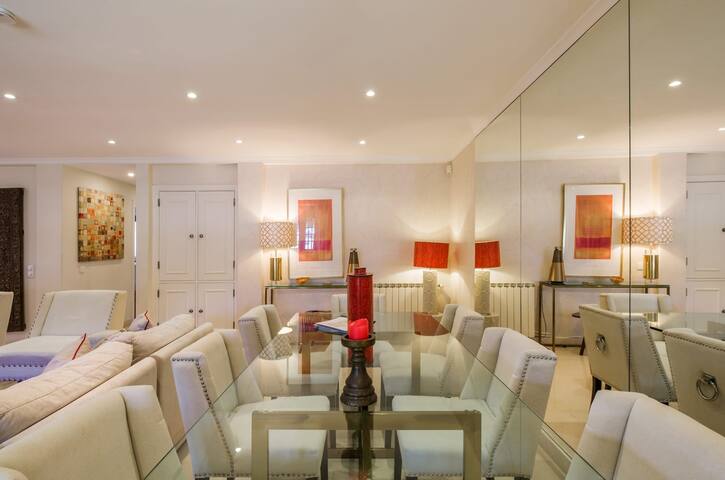 Seafront Beach Villa – Unit 1 by Portugal Portfoli gallery image 5