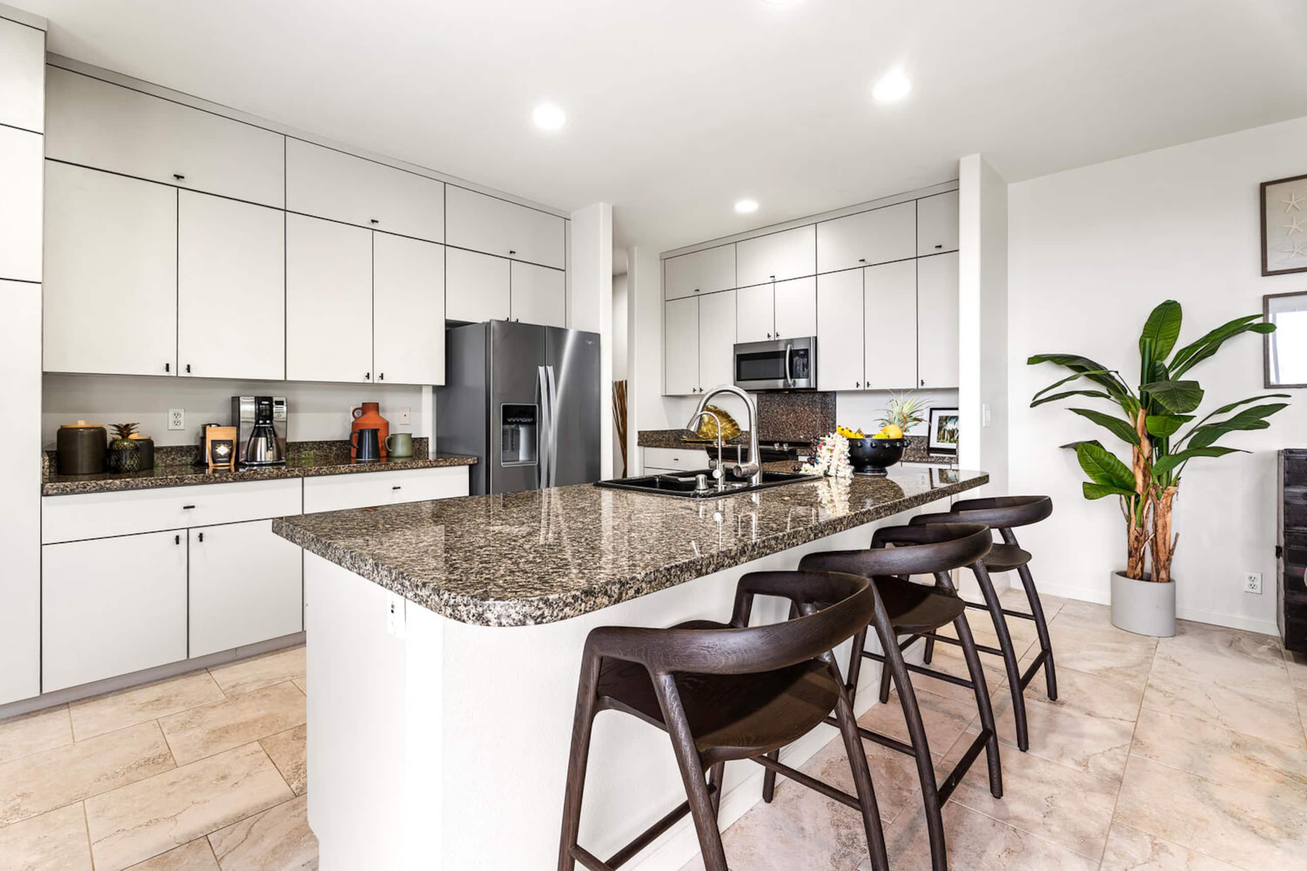 Home in Kailua-Kona · ★4.72 · 3 bedrooms · 3 beds · 2.5 baths - Image 19