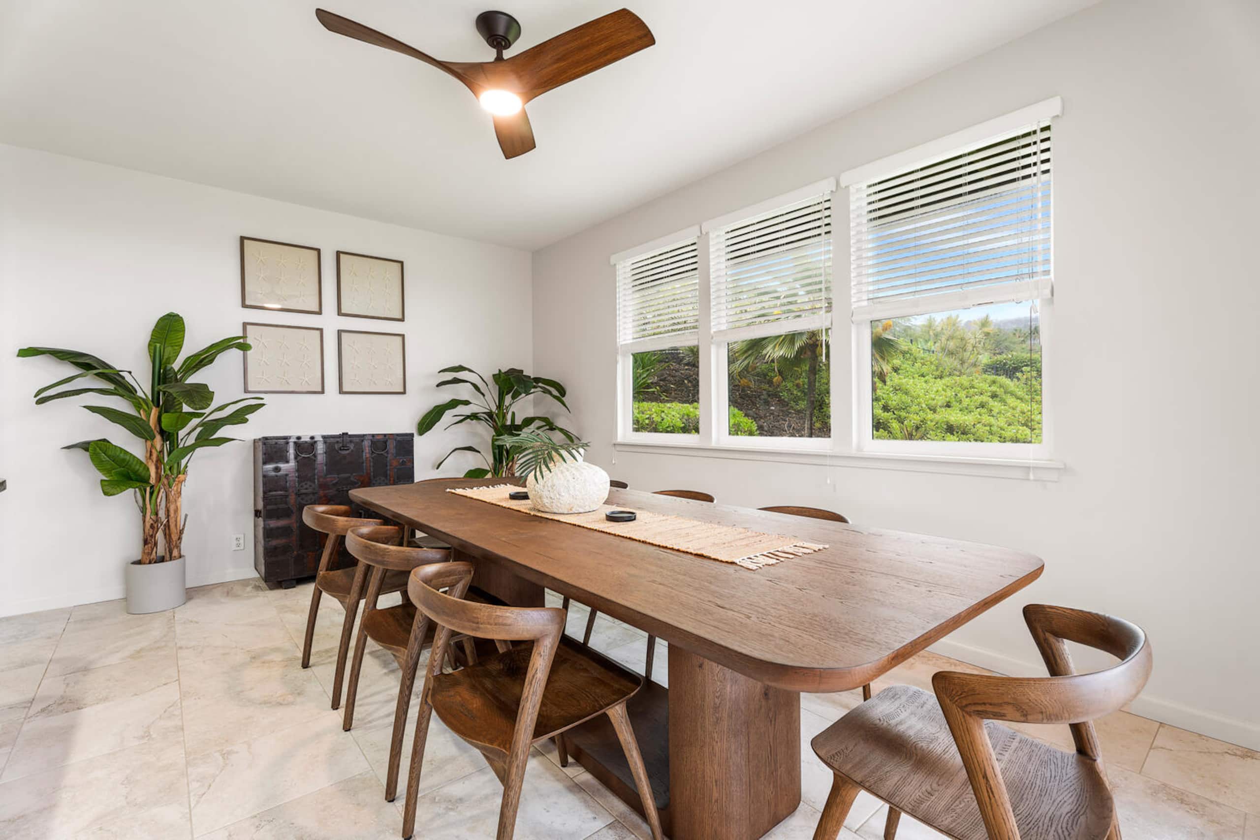 Home in Kailua-Kona · ★4.72 · 3 bedrooms · 3 beds · 2.5 baths - Image 27