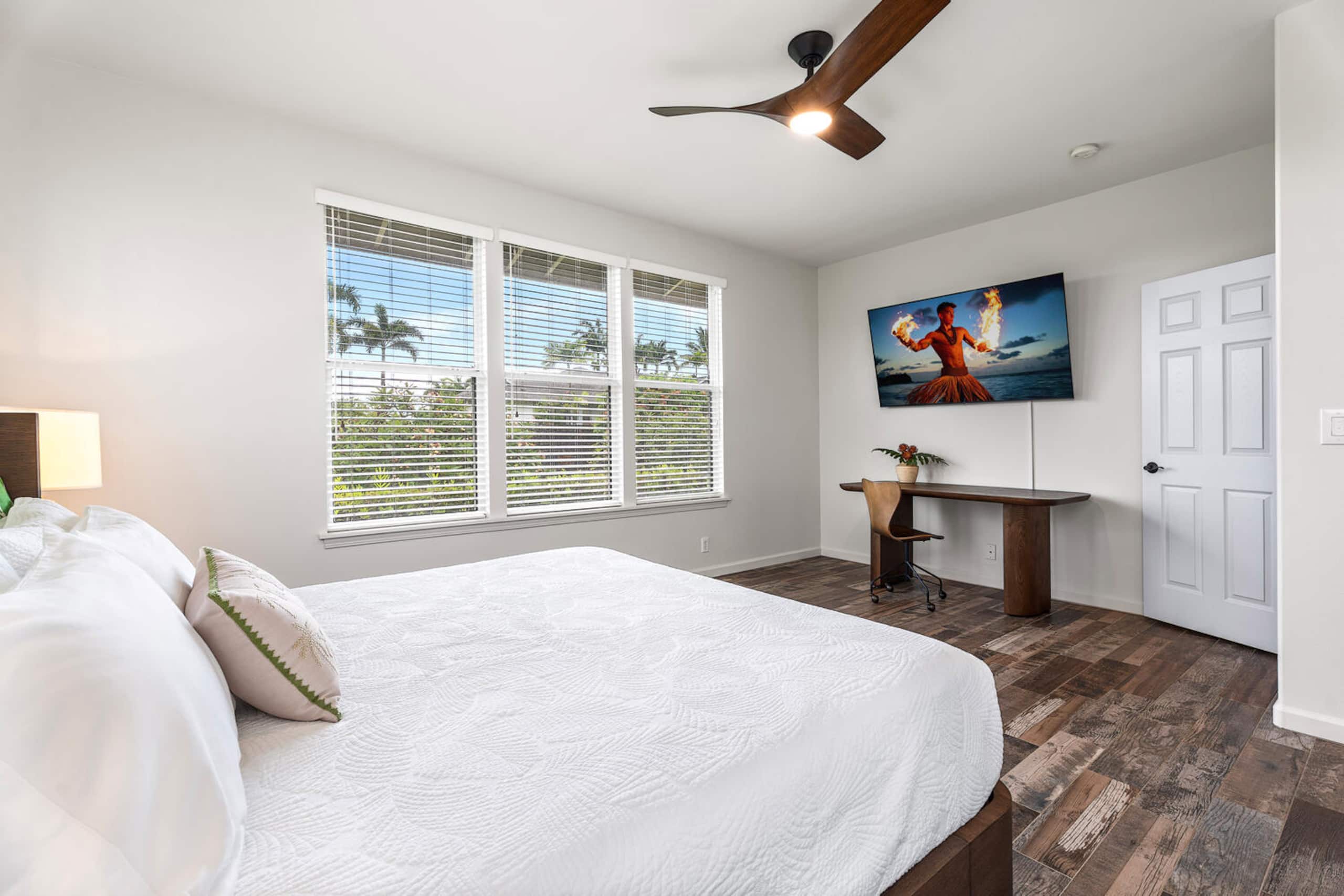 Home in Kailua-Kona · ★4.72 · 3 bedrooms · 3 beds · 2.5 baths - Image 2