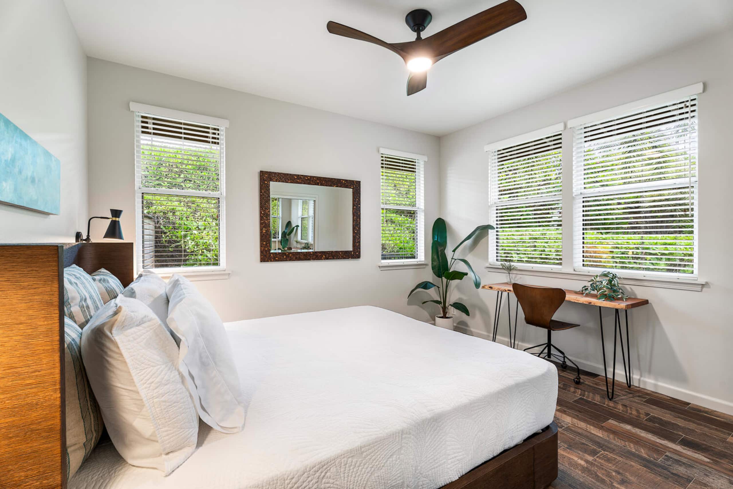 Home in Kailua-Kona · ★4.72 · 3 bedrooms · 3 beds · 2.5 baths - Image 5