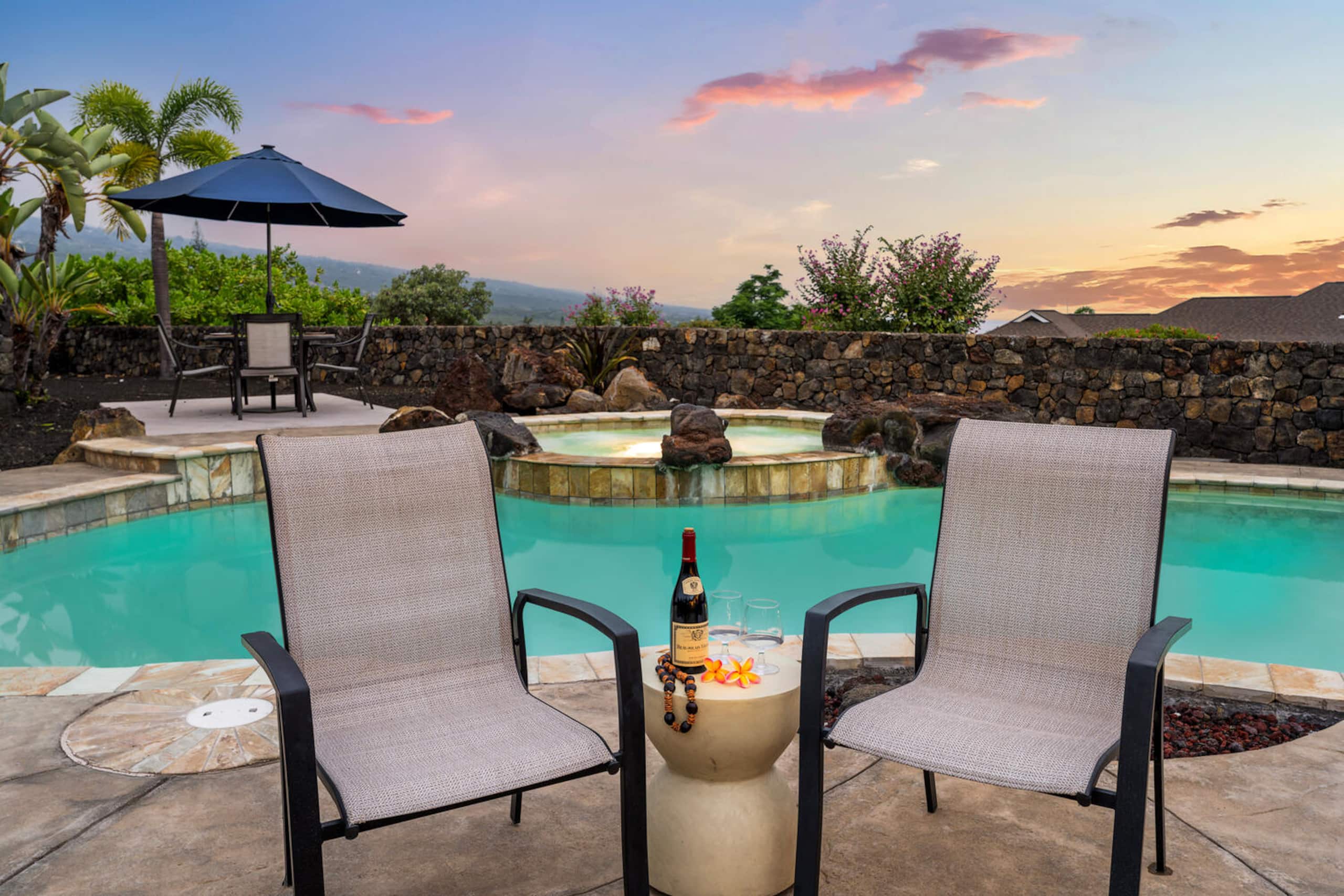 Home in Kailua-Kona · ★4.72 · 3 bedrooms · 3 beds · 2.5 baths - Image 40