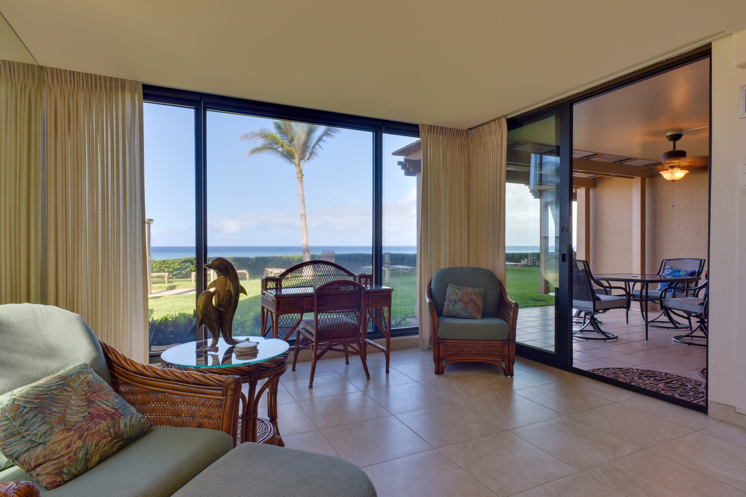 Condo in Lahaina · ★5.0 · 1 bedroom · 2 beds · 1 shared bath - Image 1