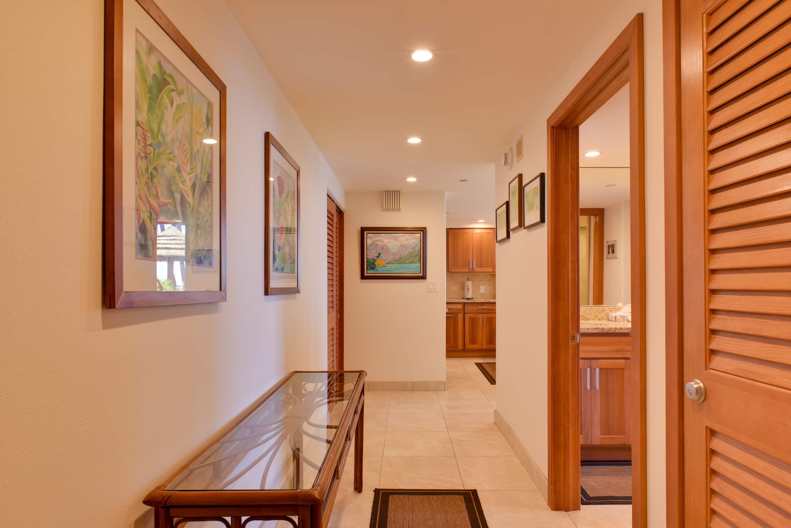 Condo in Lahaina · ★5.0 · 1 bedroom · 2 beds · 1 shared bath - Image 4