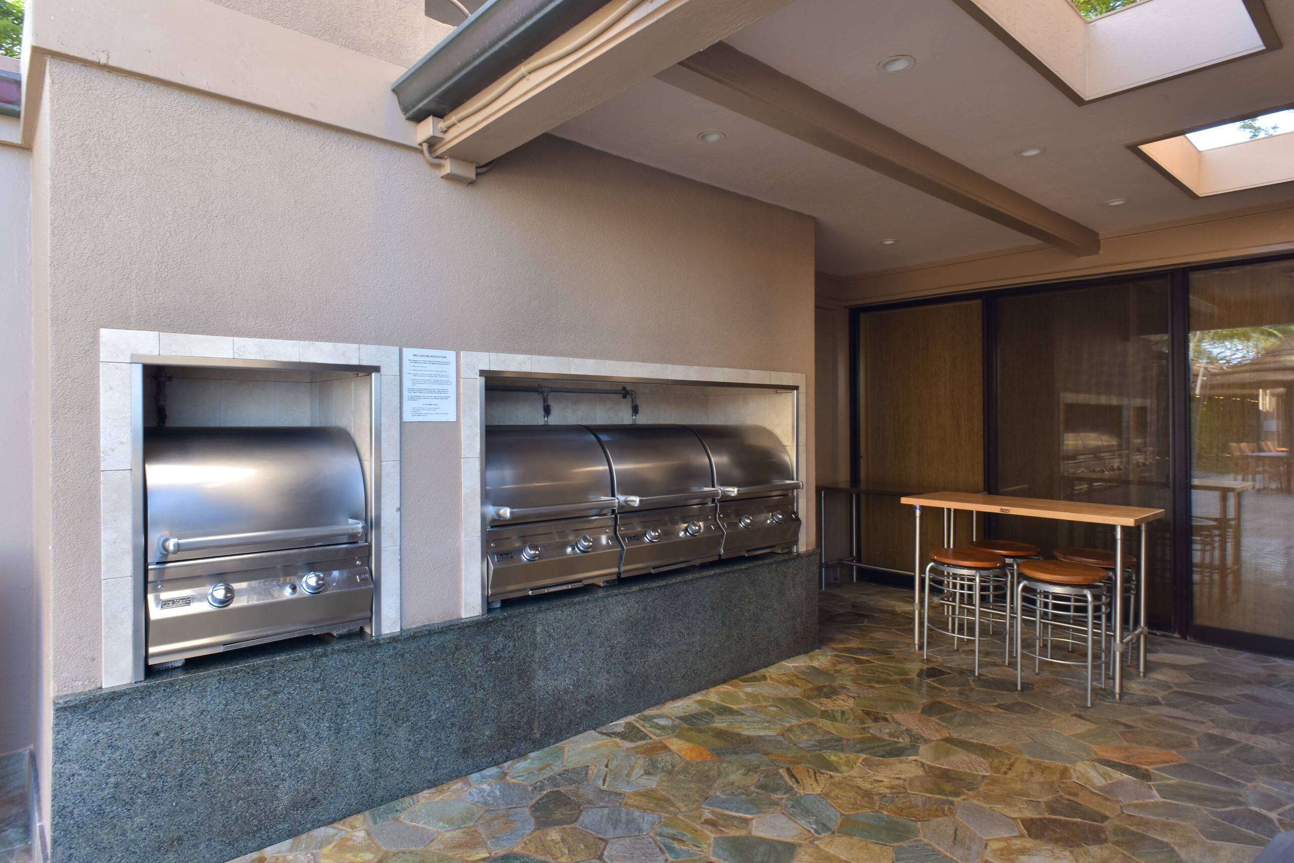 Condo in Lahaina · ★5.0 · 1 bedroom · 2 beds · 1 shared bath - Image 29