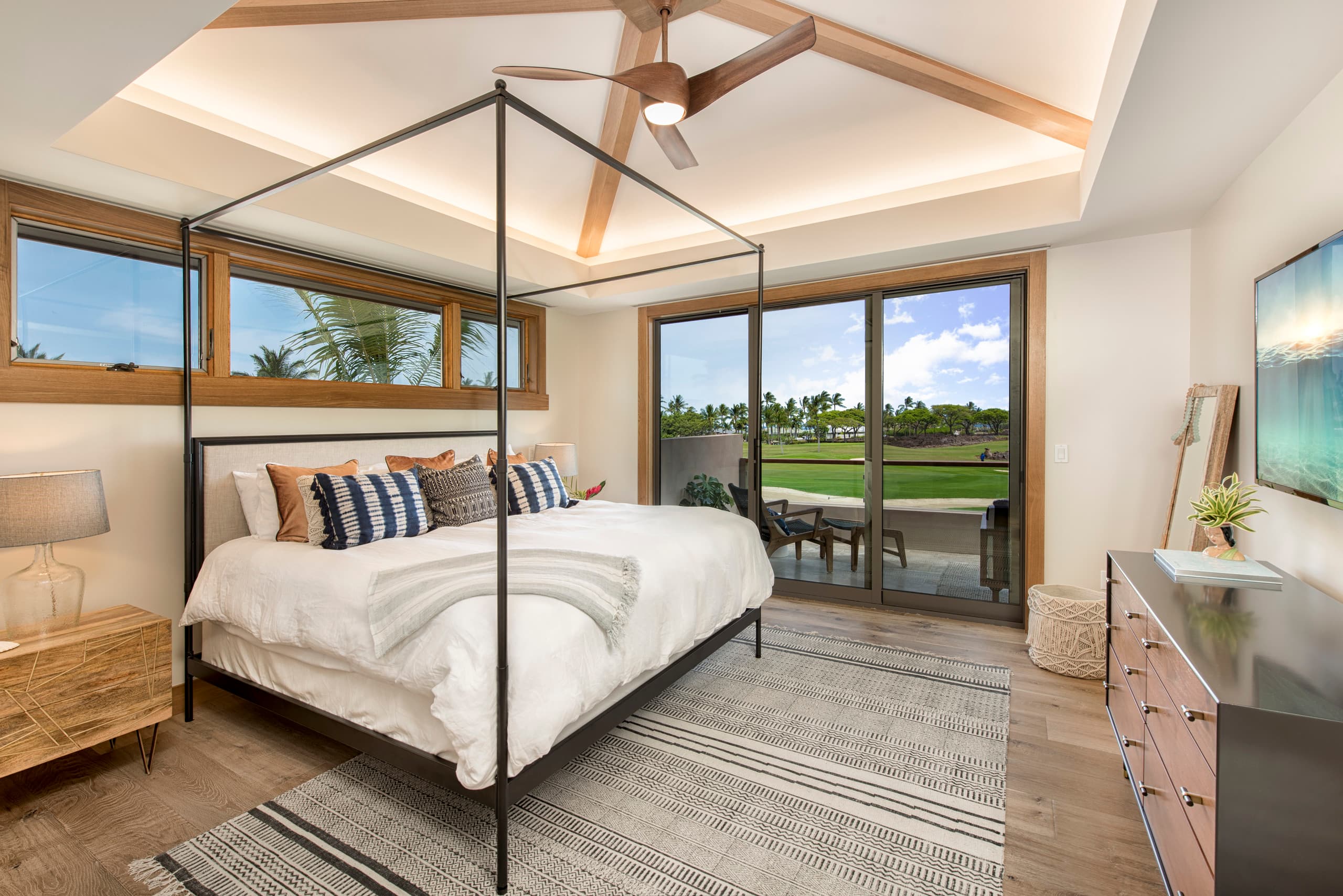 Home in Waimea · ★4.7 · 4 bedrooms · 5 beds · 4.5 baths - Image 14