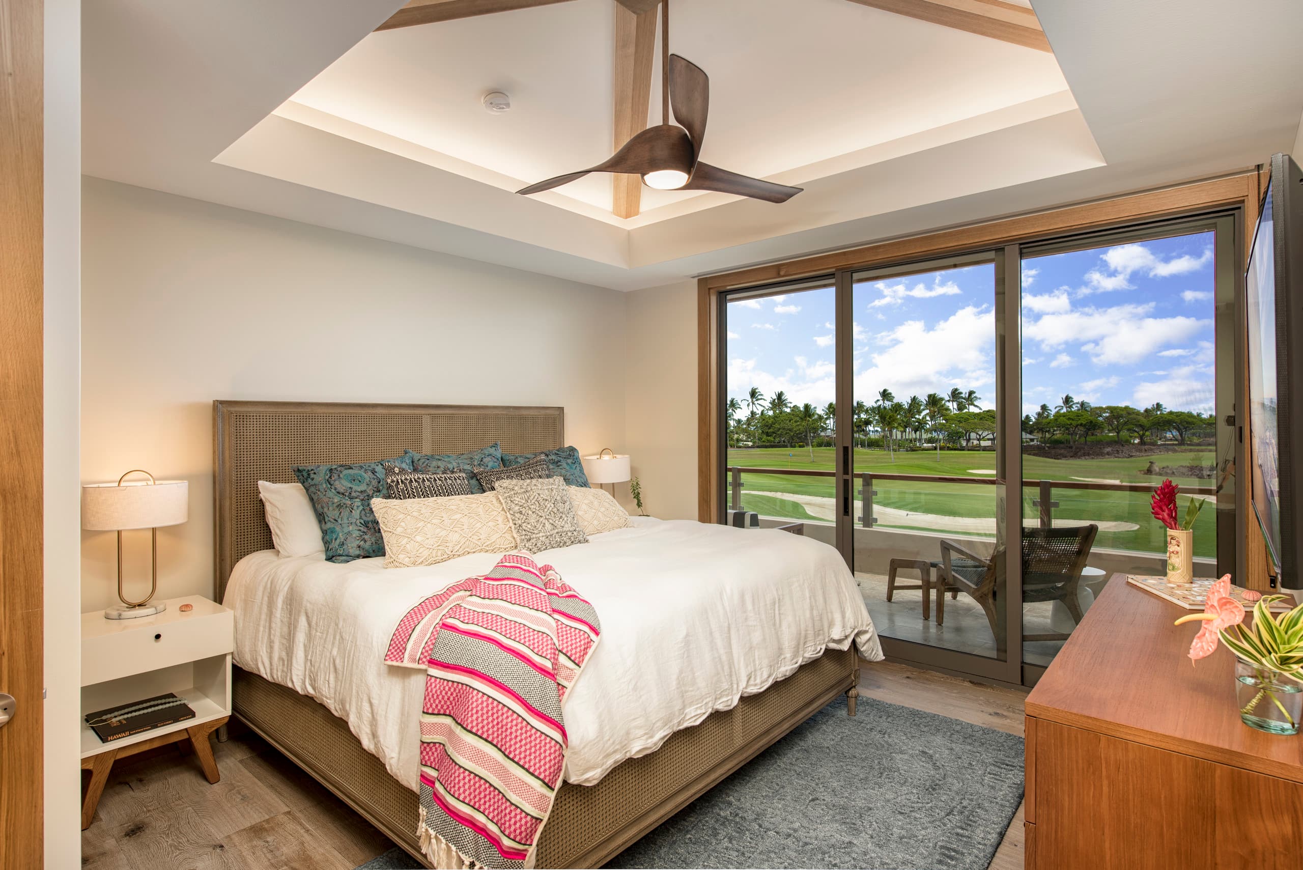 Home in Waimea · ★4.7 · 4 bedrooms · 5 beds · 4.5 baths - Image 12