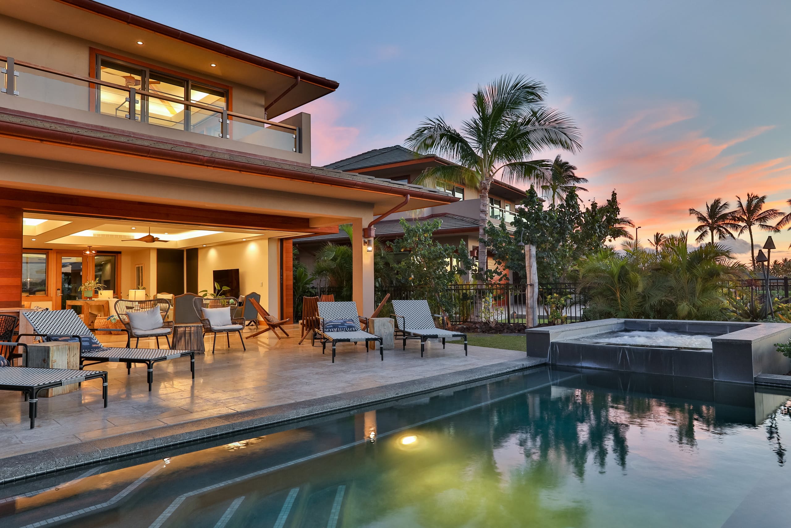 Home in Waimea · ★4.7 · 4 bedrooms · 5 beds · 4.5 baths - Image 3