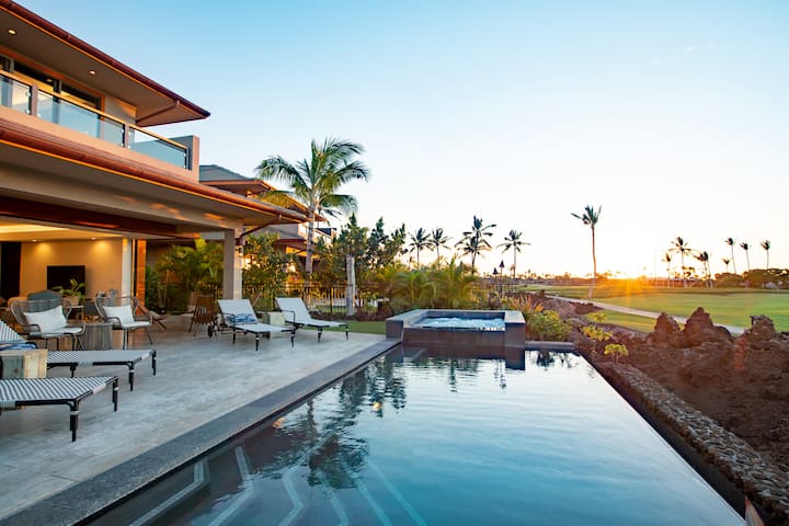 Mauna Lani 4 BR Luxury! Golf & Beach Club