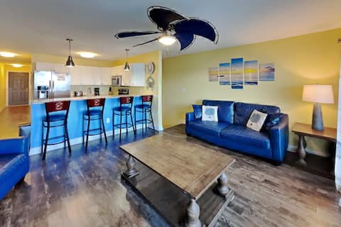 Love Being Near the Water? Perfect | 10 ppl | C111