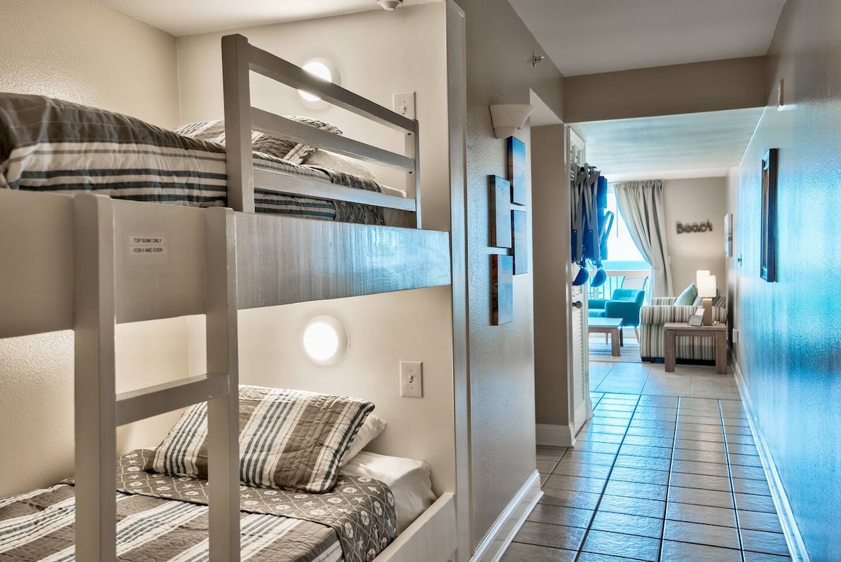 Pohodlné poschodové postele so svetlom