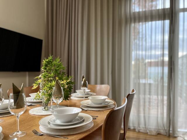 A Grand Victorian Home in Historic Battery Point gallery image 5