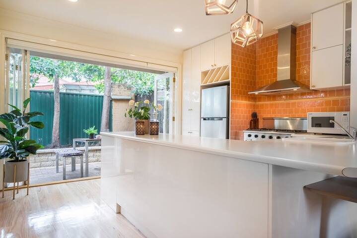 Buckingham gallery image 5