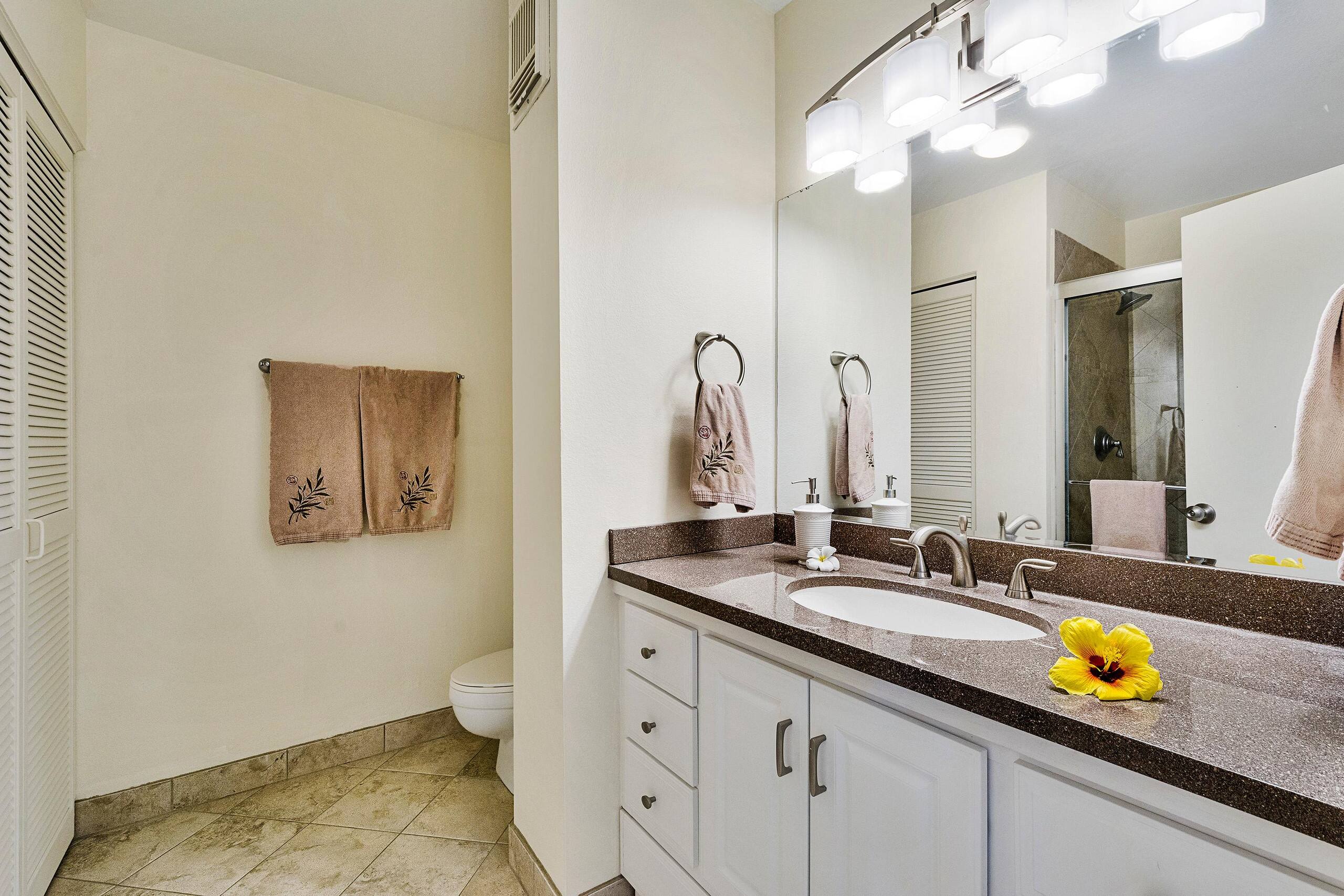 Condo in Kailua-Kona · ★4.57 · 2 bedrooms · 2 beds · 2 baths - Image 7