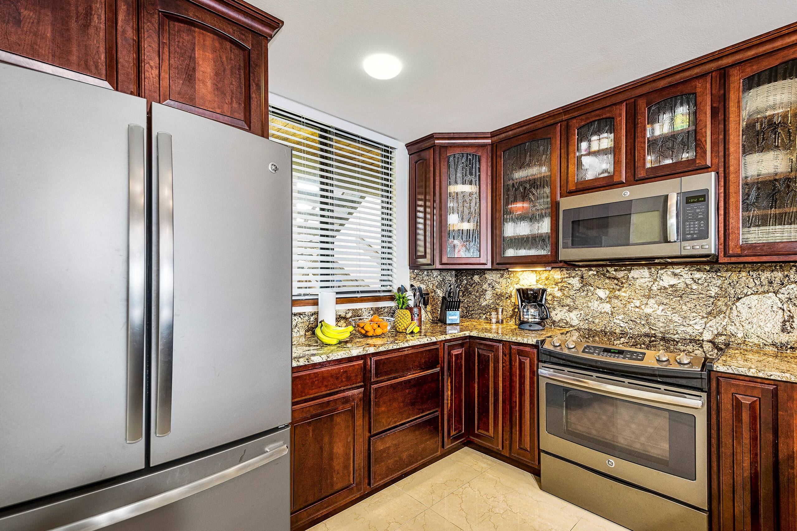 Condo in Kailua-Kona · ★4.57 · 2 bedrooms · 2 beds · 2 baths - Image 14