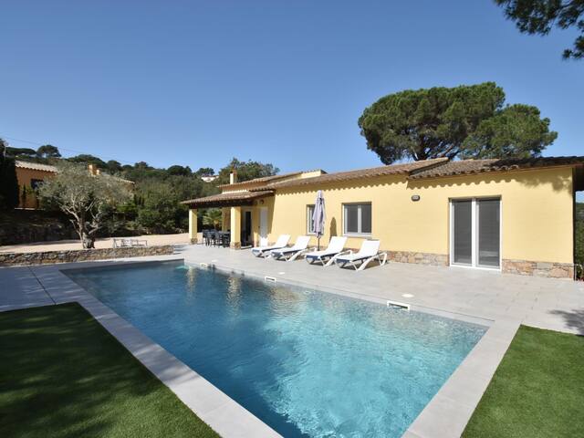 Casa Riebie (Casa de Campo)