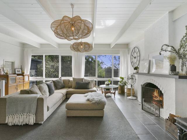 Tree House In Mount Martha gallery image 3