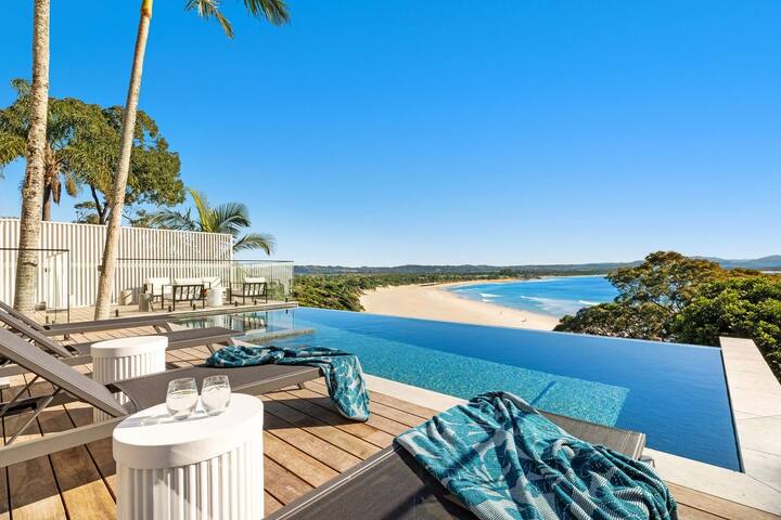 Sway – stunning 5 BR beach house with pool