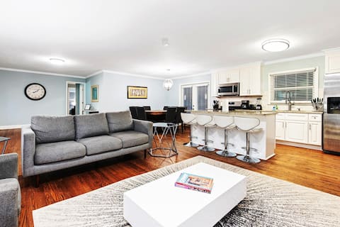 World Cup, Sleeps 16, Near Stadium, 7 BDR