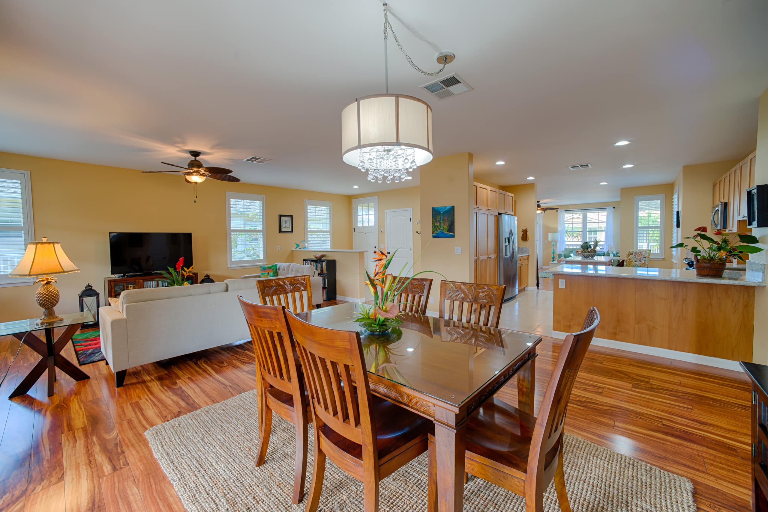 Condo in Princeville · ★4.86 · 2 bedrooms · 4 beds · 3 shared baths - Image 8