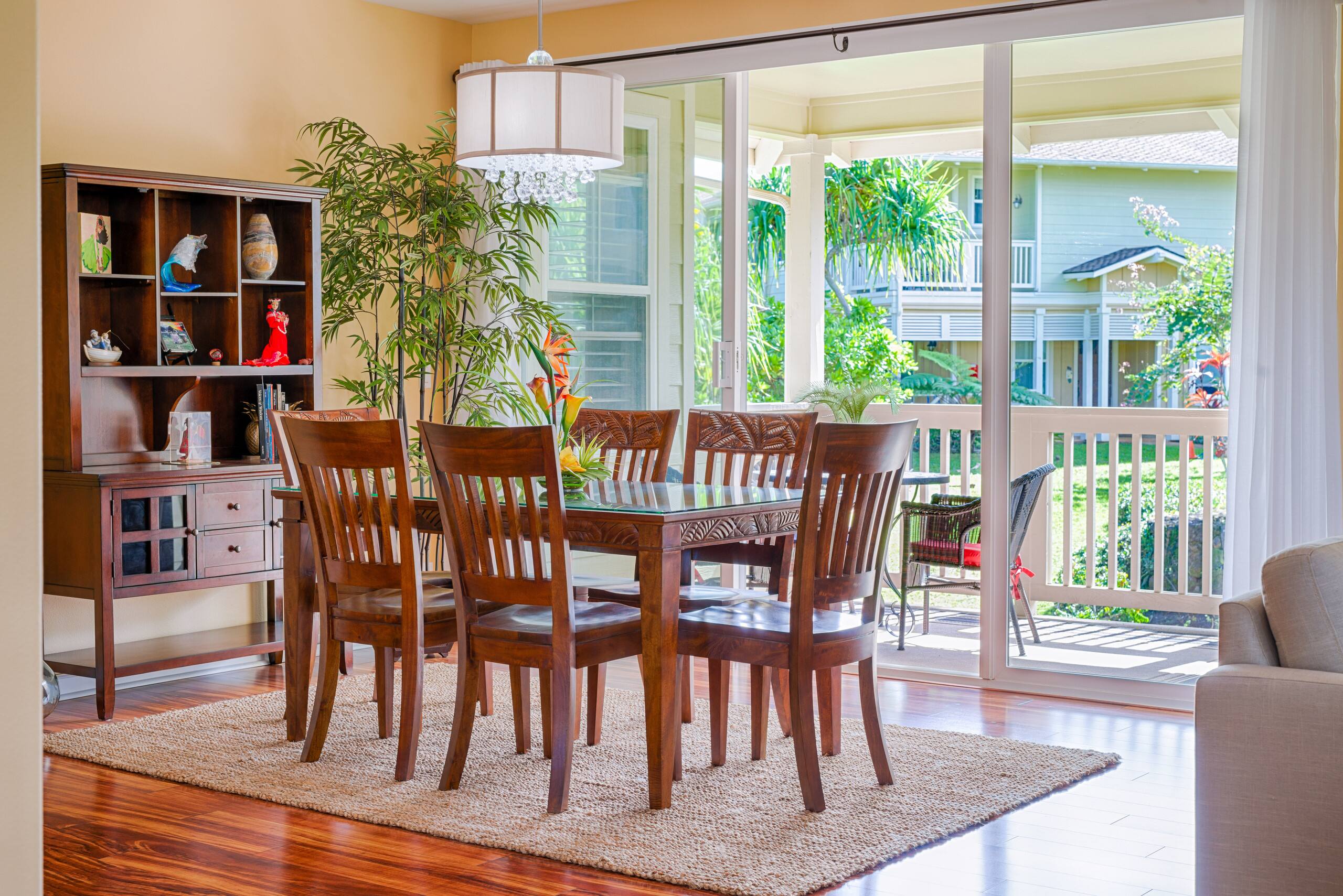 Condo in Princeville · ★4.86 · 2 bedrooms · 4 beds · 3 shared baths - Image 10