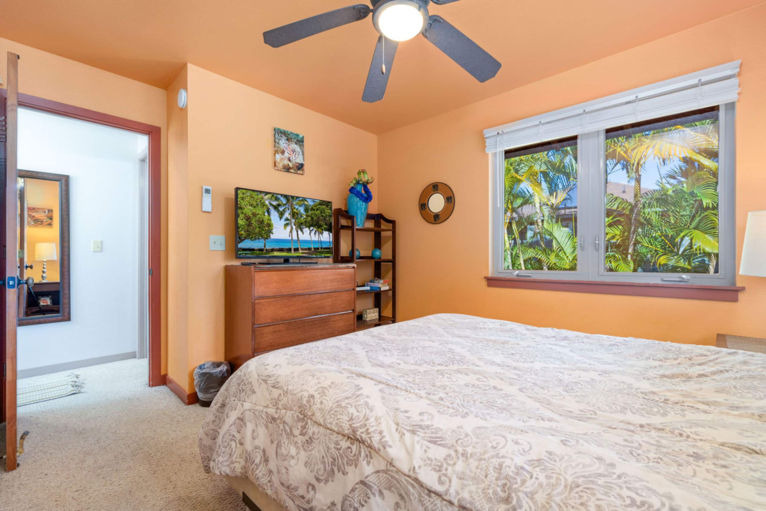 Home in Kailua-Kona · ★4.84 · 3 bedrooms · 3 beds · 2.5 baths - Image 14