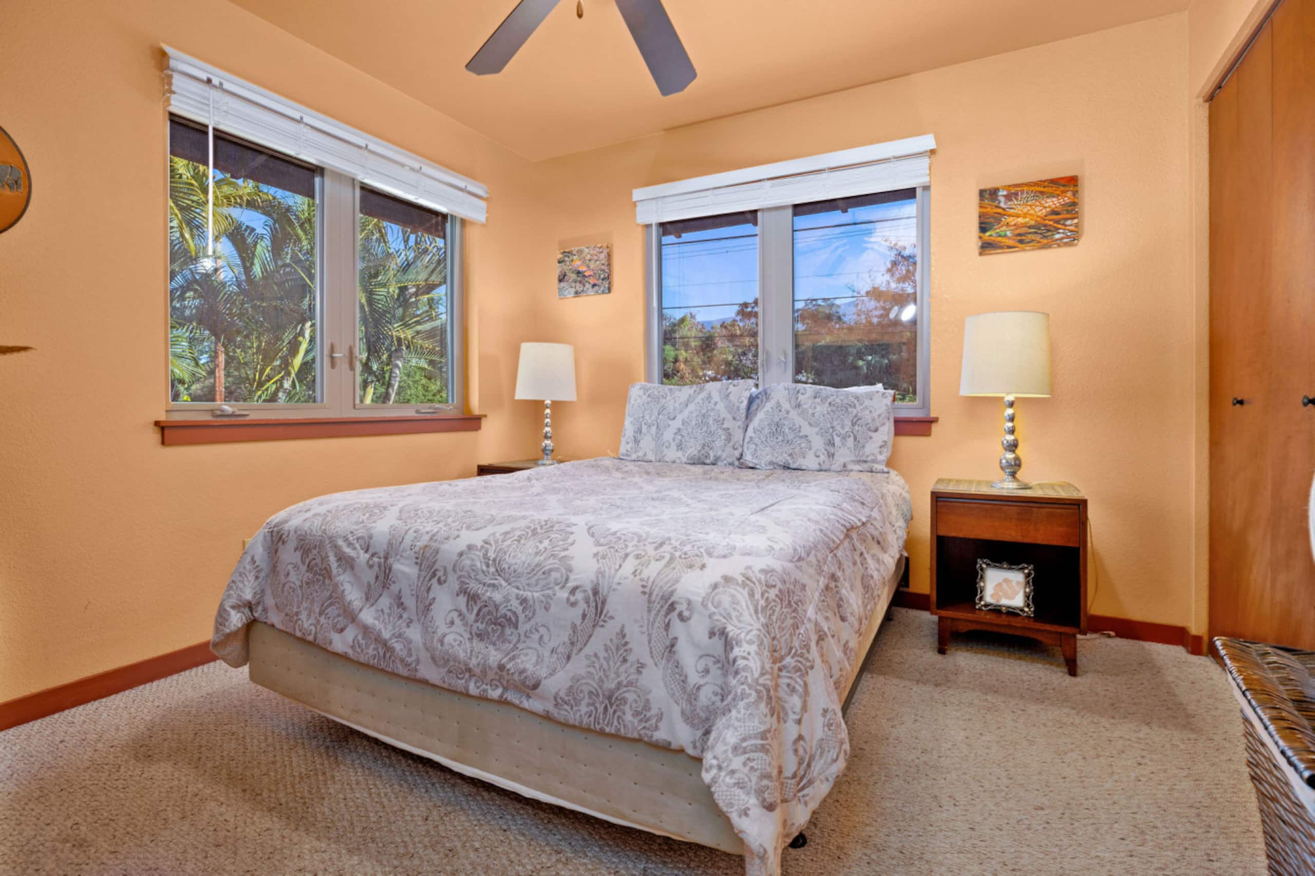 Home in Kailua-Kona · ★4.84 · 3 bedrooms · 3 beds · 2.5 baths - Image 13