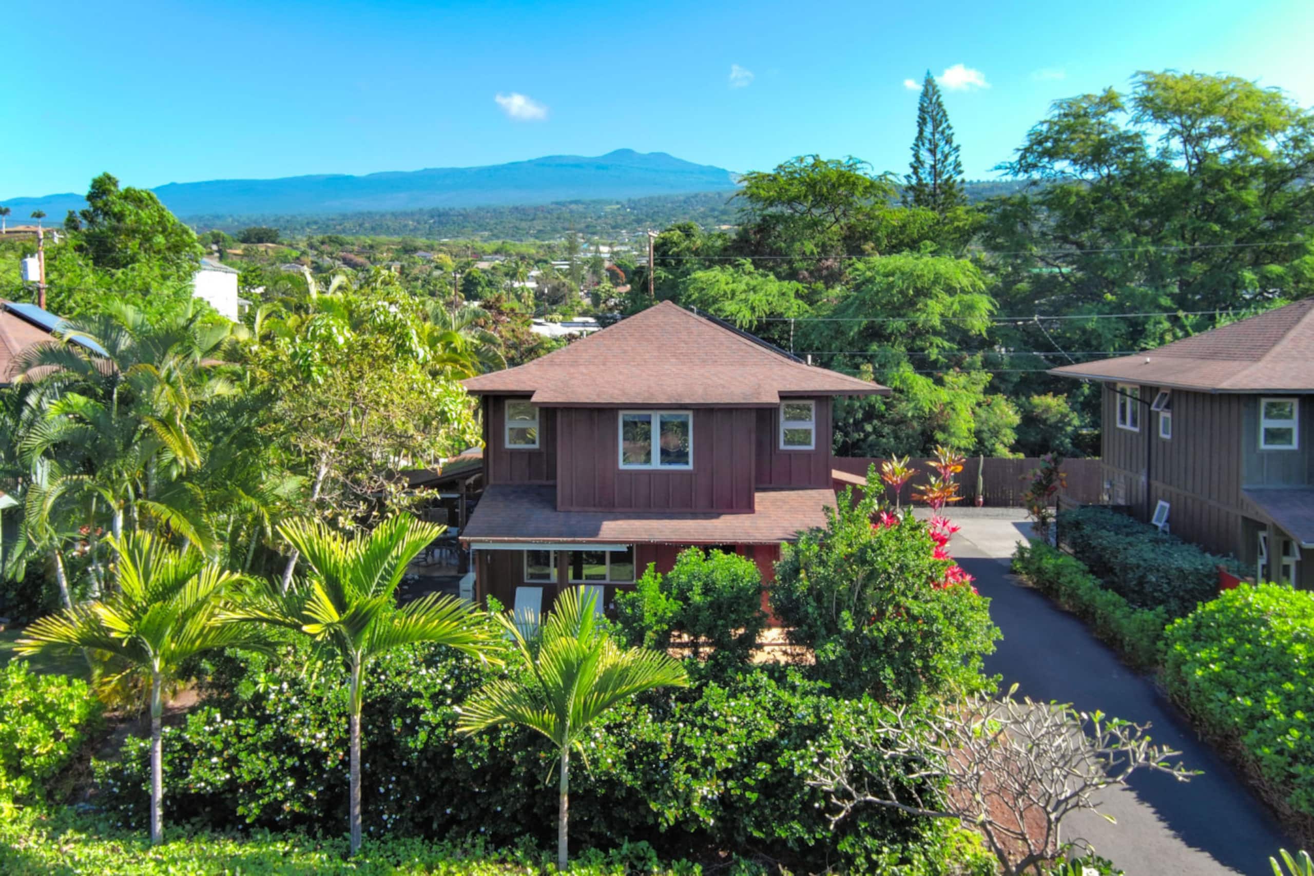 Home in Kailua-Kona · ★4.84 · 3 bedrooms · 3 beds · 2.5 baths - Image 21
