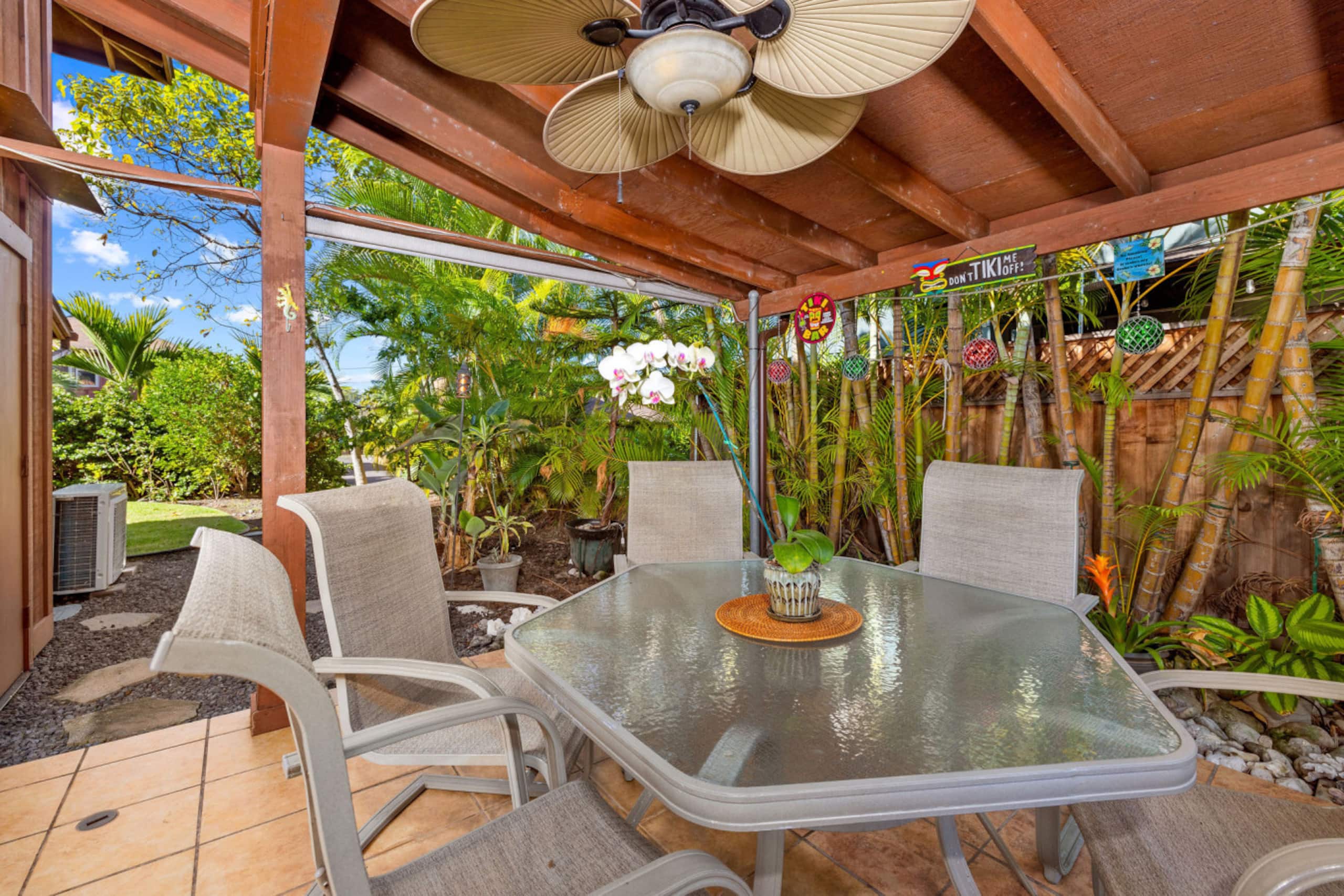 Home in Kailua-Kona · ★4.84 · 3 bedrooms · 3 beds · 2.5 baths - Image 23