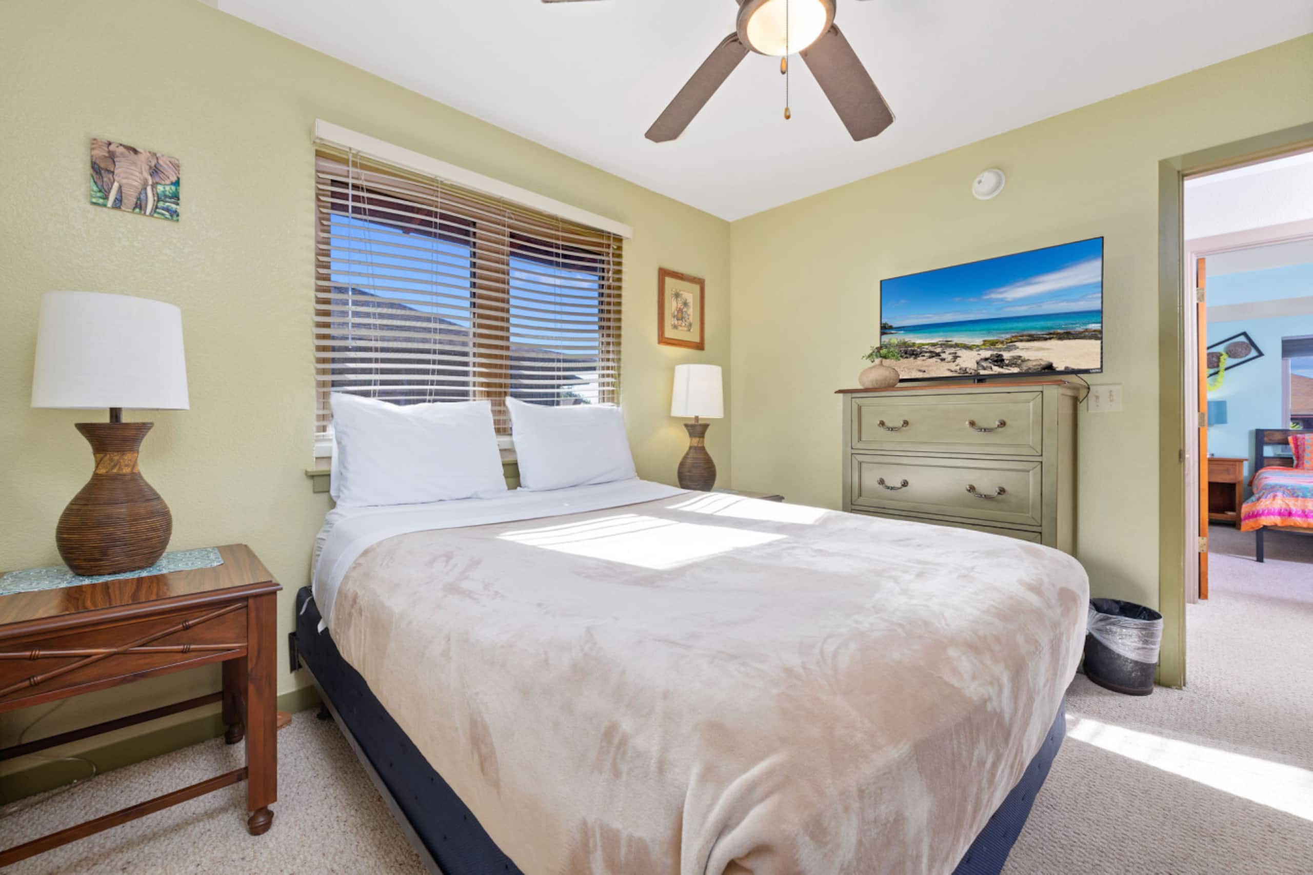 Home in Kailua-Kona · ★4.84 · 3 bedrooms · 3 beds · 2.5 baths - Image 12