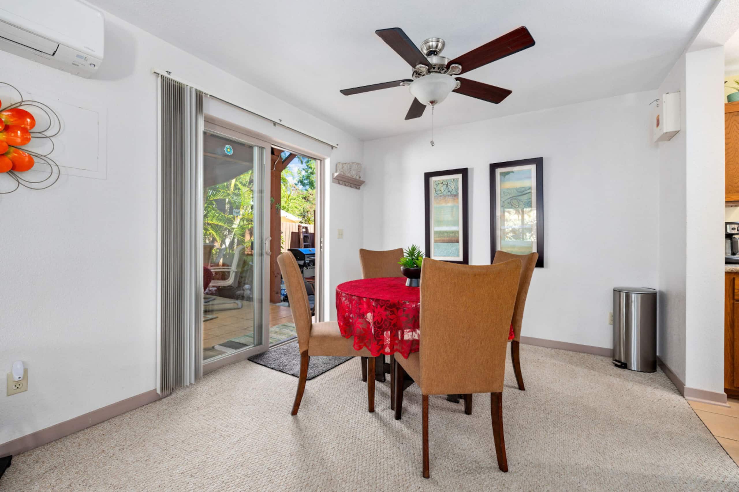 Home in Kailua-Kona · ★4.84 · 3 bedrooms · 3 beds · 2.5 baths - Image 8