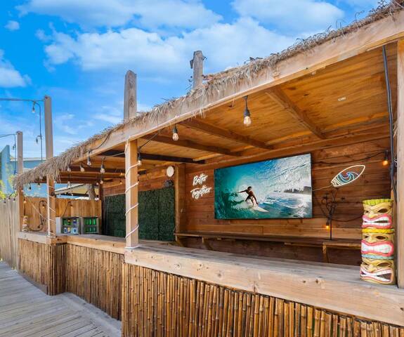 12BR Historic Church Retreat + Event Deck for 90 gallery image 3