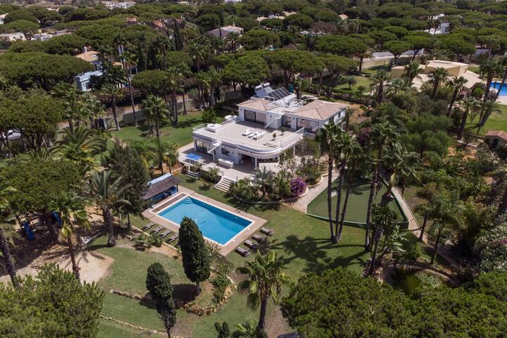 Seashell Property Management managed Airbnb listing 1
