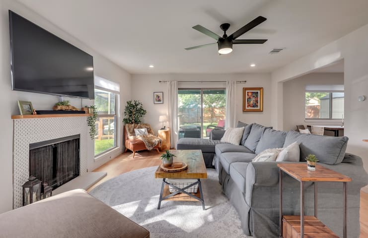 4BR/3.5BA N.Austin Retreat ft. 2 Master Suites