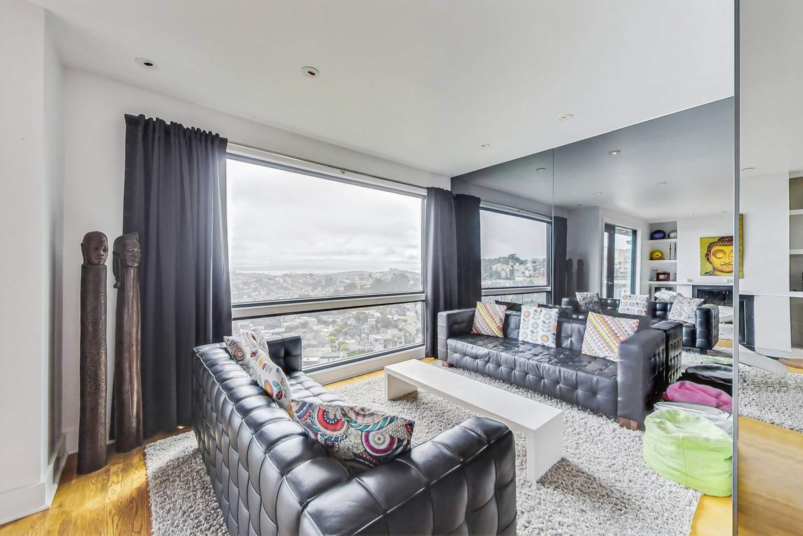 Home in San Francisco · ★4.88 · 3 bedrooms · 3 beds · 2.5 baths - Image 17