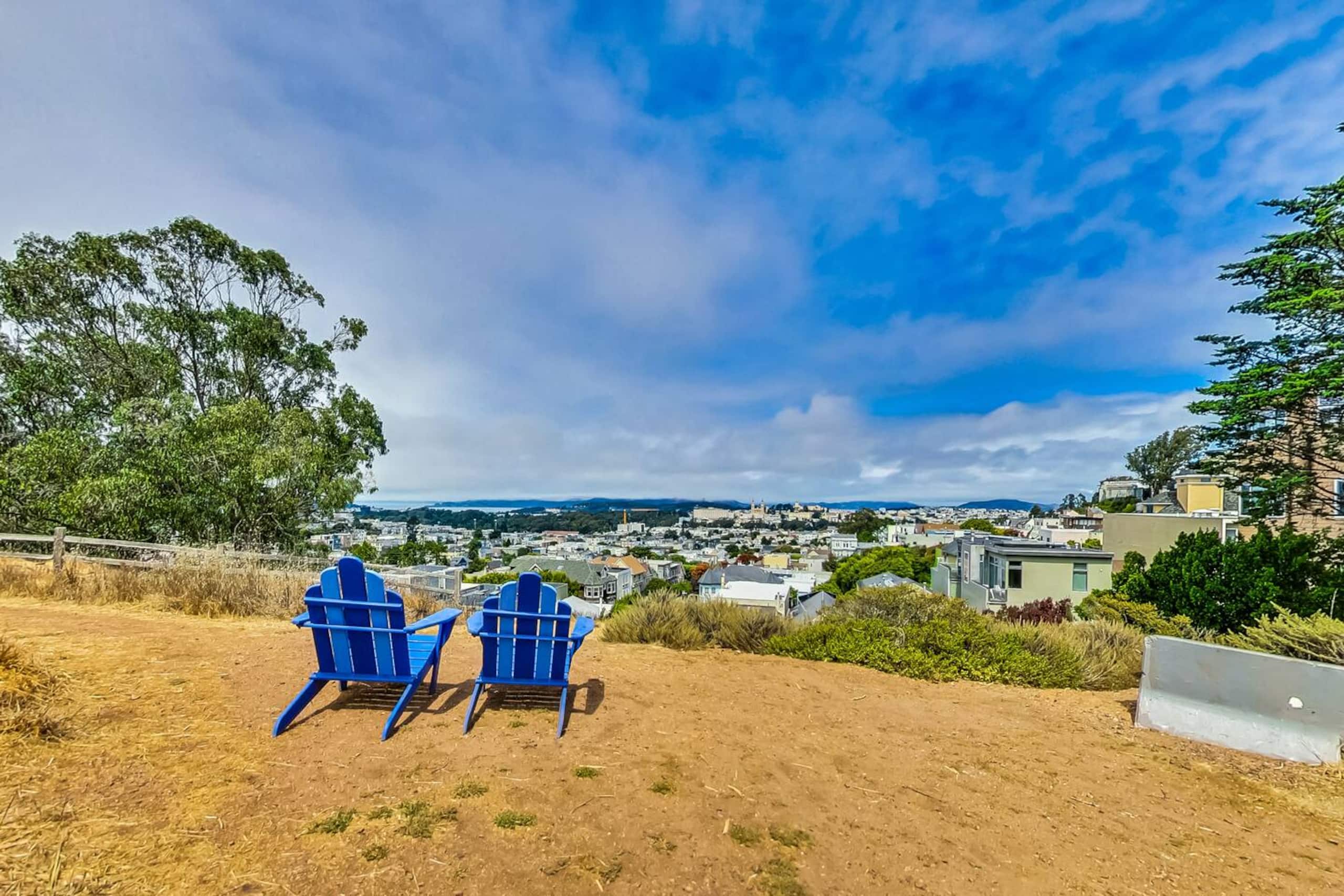 Home in San Francisco · ★4.88 · 3 bedrooms · 3 beds · 2.5 baths - Image 64