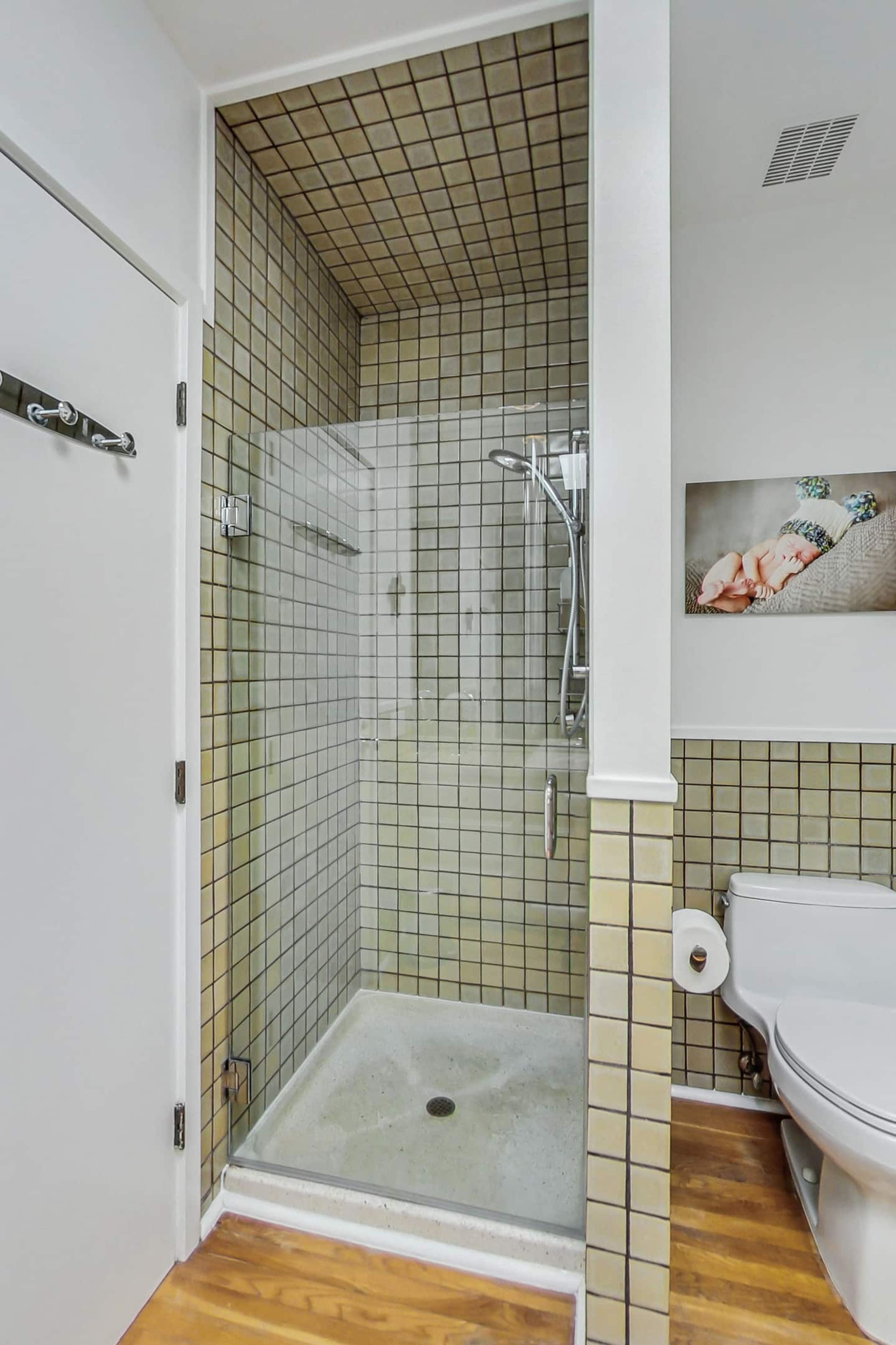 Home in San Francisco · ★4.88 · 3 bedrooms · 3 beds · 2.5 baths - Image 41