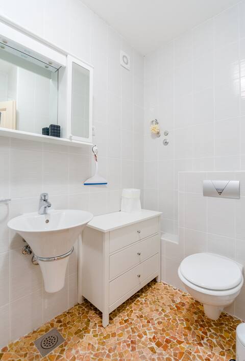 Apartments Villa Kameja - One Bedroom Apartment with Balcony and Sea View (Plavi)