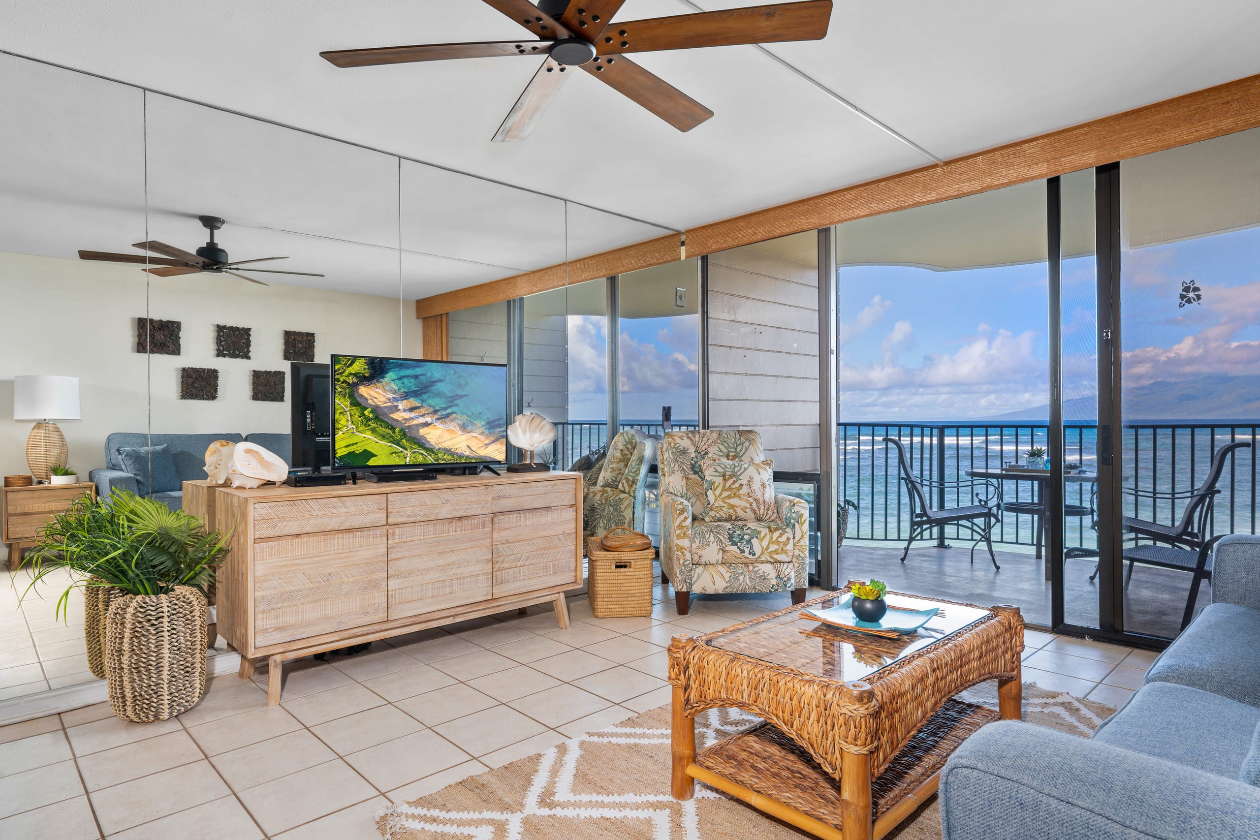 Condo in Lahaina · ★4.45 · 1 bedroom · 2 beds · 1 bath - Image 2