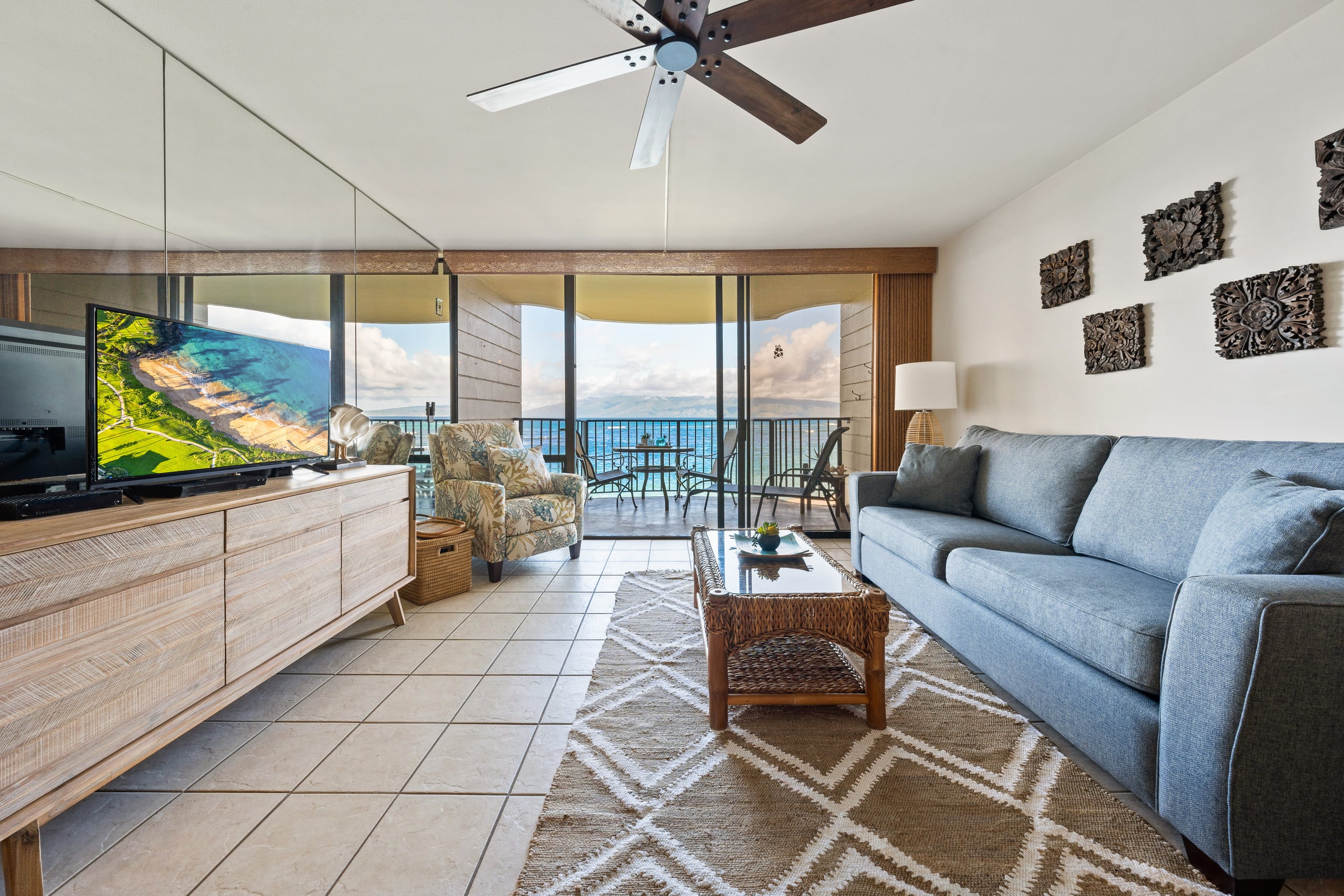 Condo in Lahaina · ★4.45 · 1 bedroom · 2 beds · 1 bath - Image 1