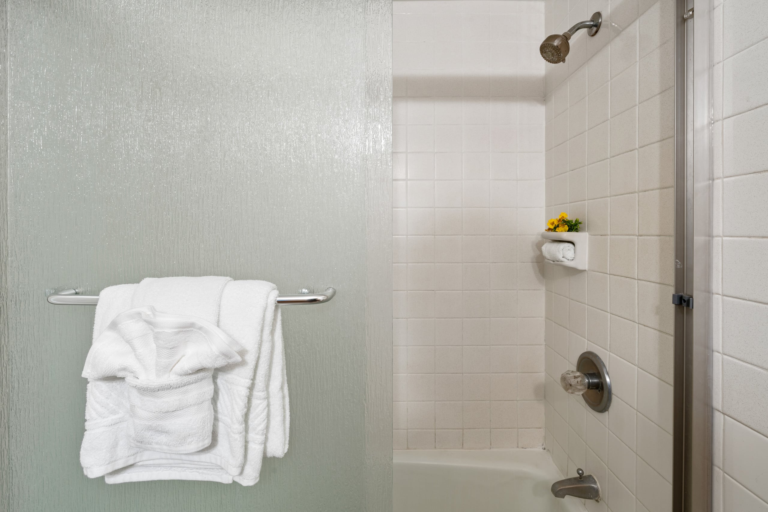 Condo in Lahaina · ★4.45 · 1 bedroom · 2 beds · 1 bath - Image 18