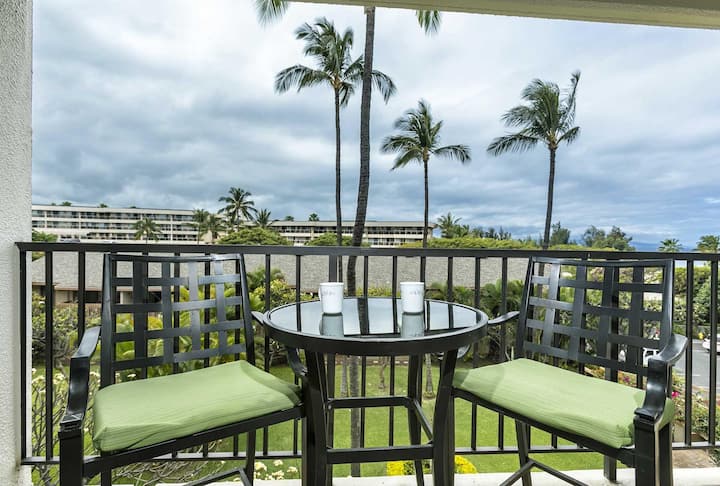 King Bed, Pool, Walk To Beach 1st Floor, Ac, Wi-fi - Hawaii