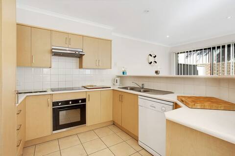 Townhouse in the heart of Port Stephens