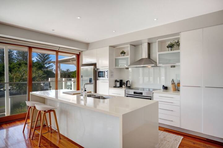 2/20 Kingfisher Drive, Peregian Beach gallery image 2